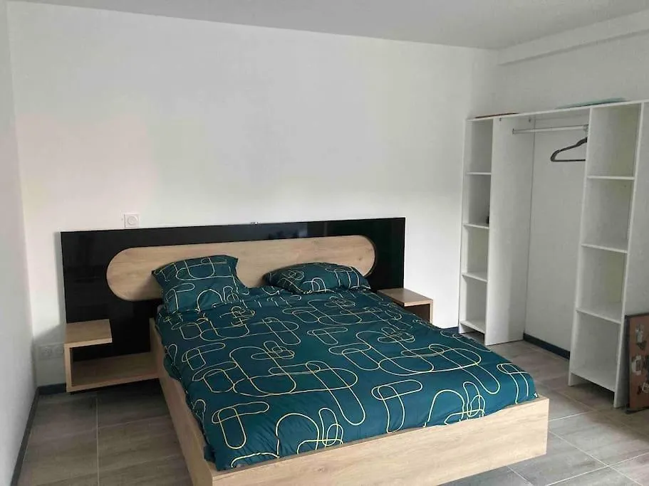 Holiday home Chez Melanie Maison Proximite Du Pal Villa Neuilly-le-Real